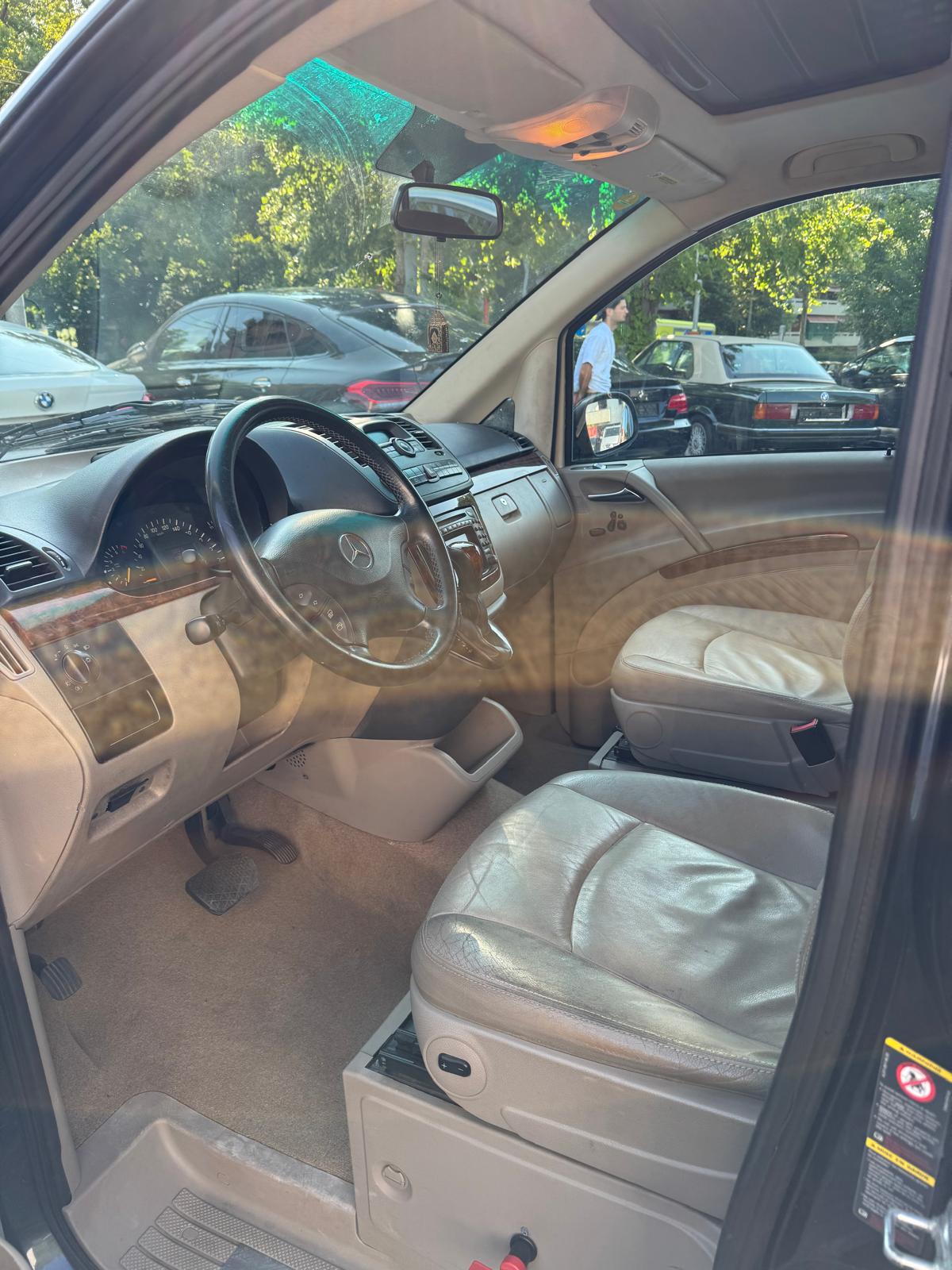 Mercedes Benz 3.2 Viano 8 sièges