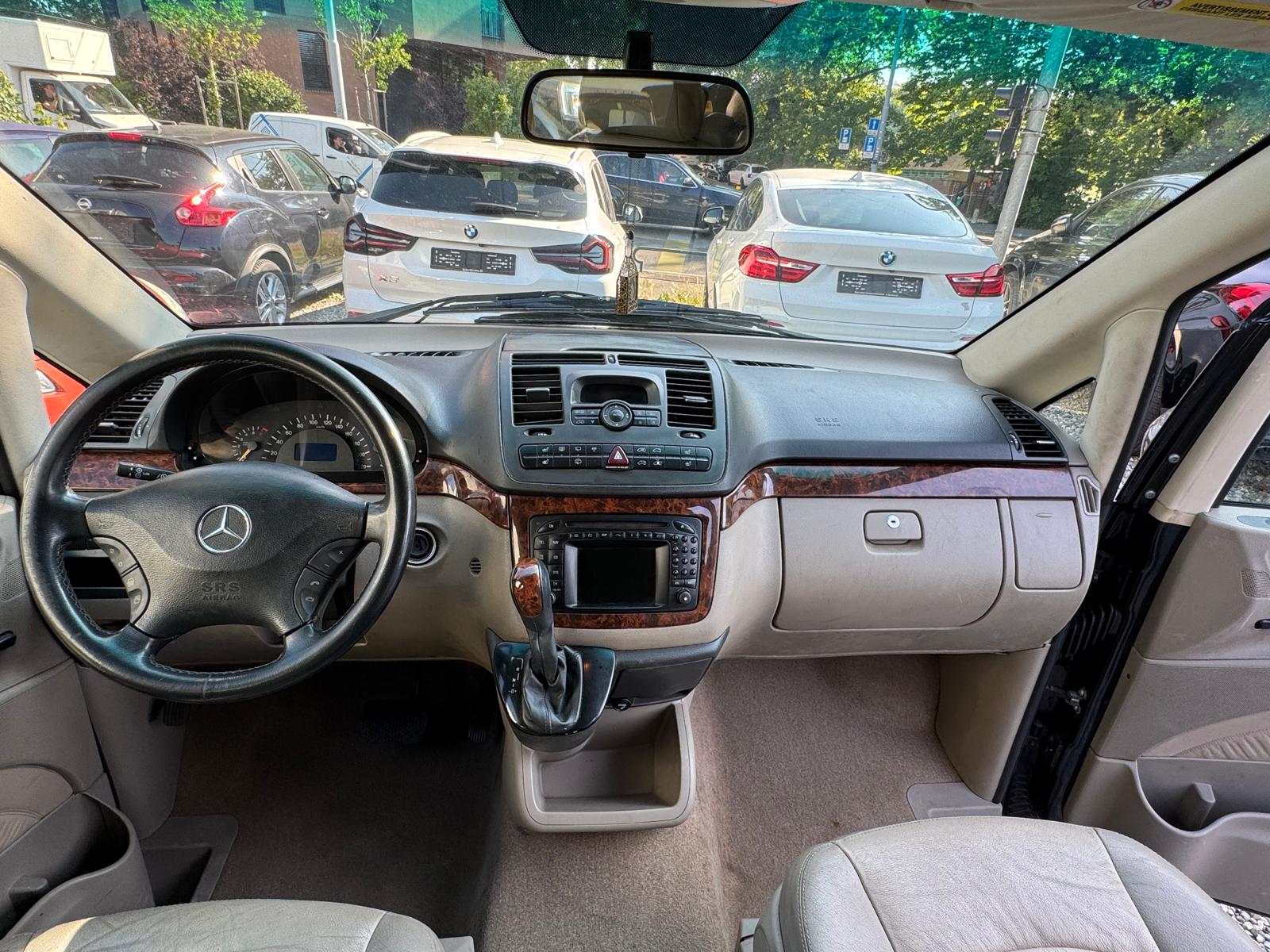Mercedes Benz 3.2 Viano 8 sièges